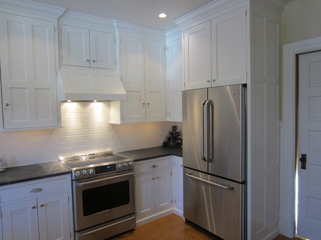 <span style="font-weight: bold;">Kitchen Appliances&nbsp;</span>